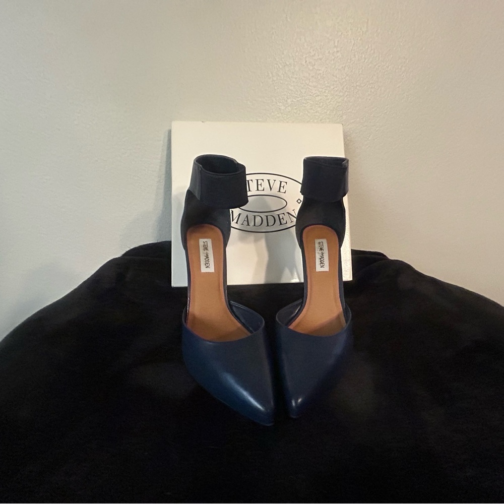 Steve Madden Women's Dark Blue Heels